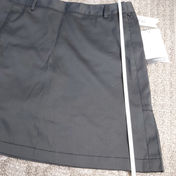 Annika Cutter & Buck Golf Skirt - Picture 2 of 8